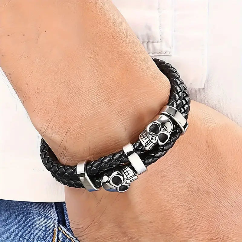Męska bransoletka z plecionej skóry z czaszkami „Nocturnus”