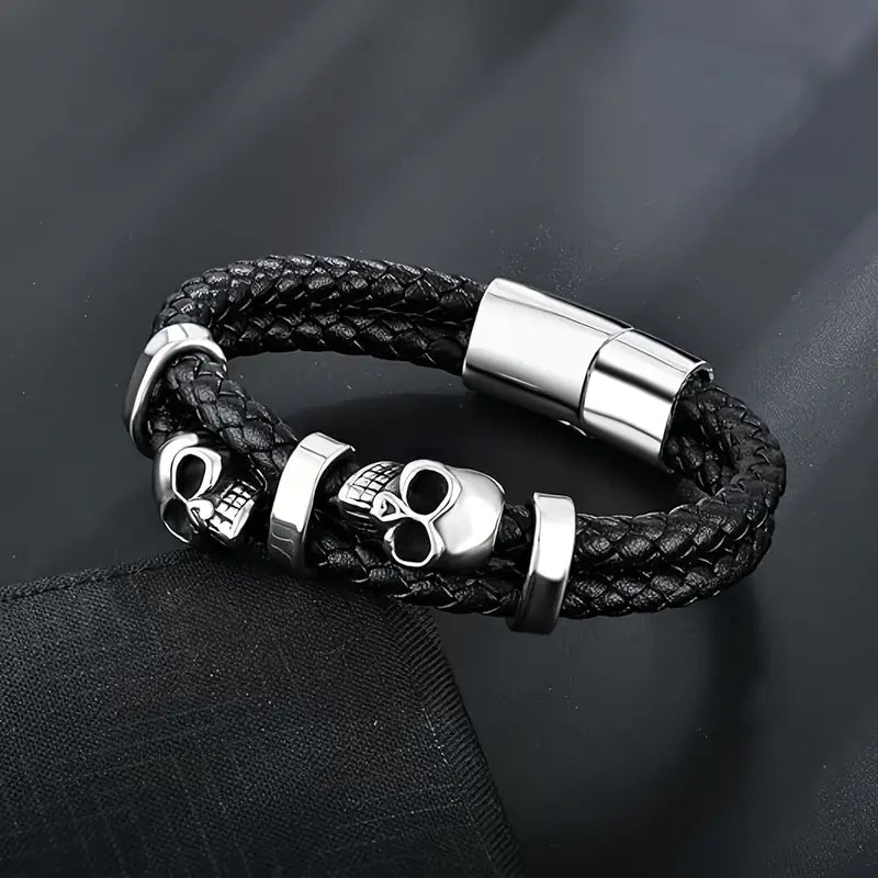 Męska bransoletka z plecionej skóry z czaszkami „Nocturnus”