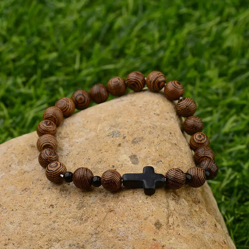 Bransoletka z drewnianych koralików„Sanctum Arbor”