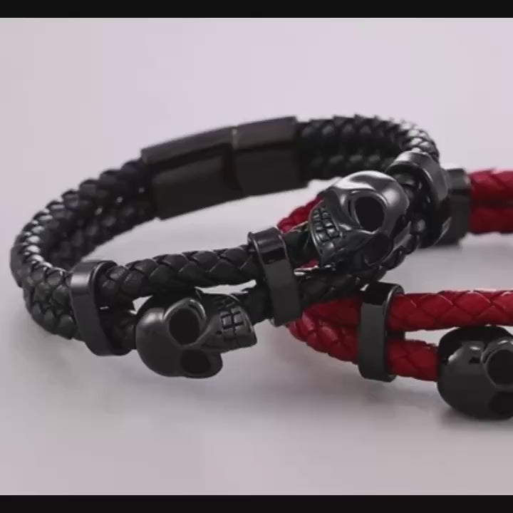 Męska bransoletka z plecionej skóry z czaszkami „Nocturnus”